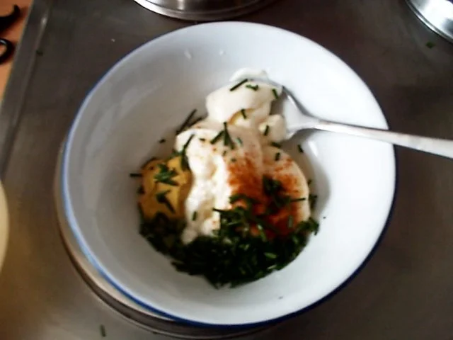 Rezept: Schnittlauch-Eiersalat mit Spargel Bild Nr. 4 Schnittlauch-Eiersalat mit Spargel - Rezept - Bild Nr. 4