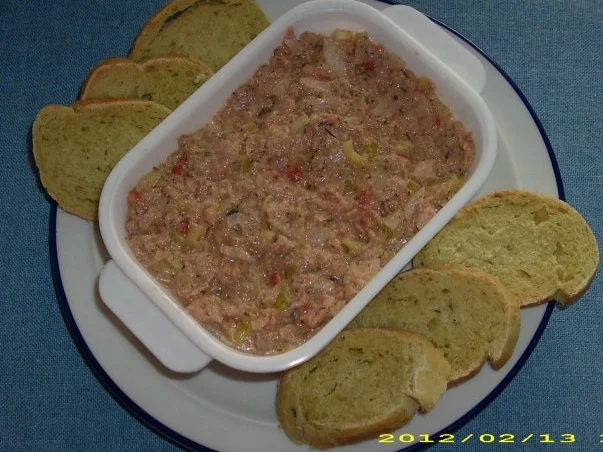 Rezept: Thunfisch-Schlemmer-Aufstrich Bild Nr. 3 Thunfisch-Schlemmer-Aufstrich - Rezept - Bild Nr. 3