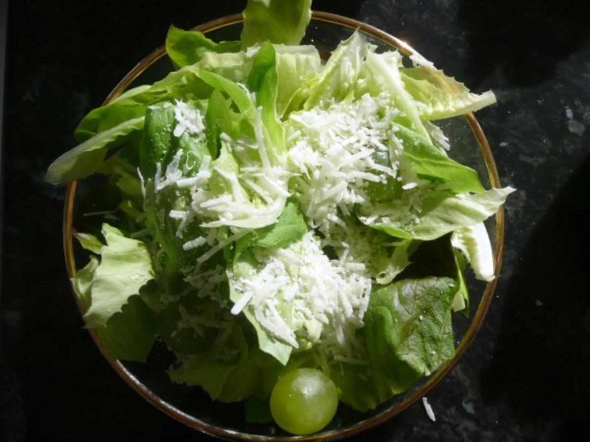 Salat mit Trauben - Rezept