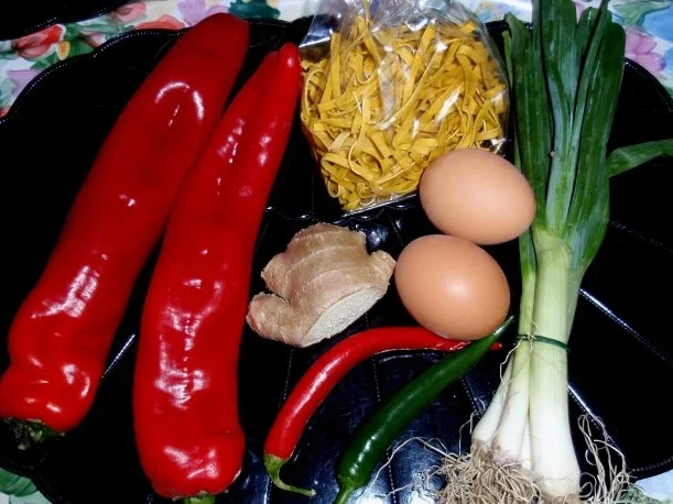 Gemüsenudeln mit Spiegeleier - Rezept - Bild Nr. 2