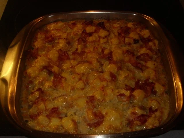 Nudelauflauf mit viel Käse und Schinken - Rezept