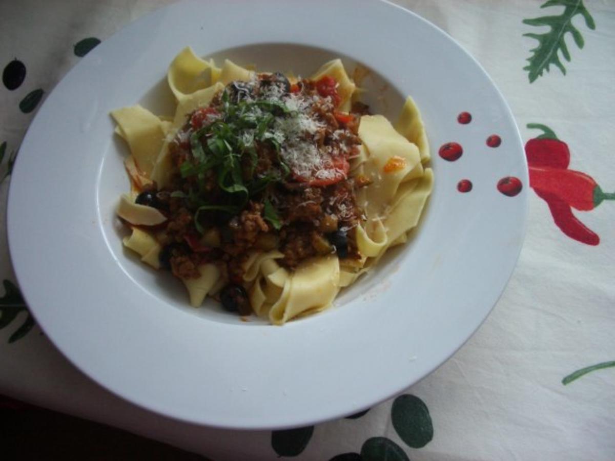 Hackfleisch - Nudelsoße nach Biggi - Rezept - kochbar.de