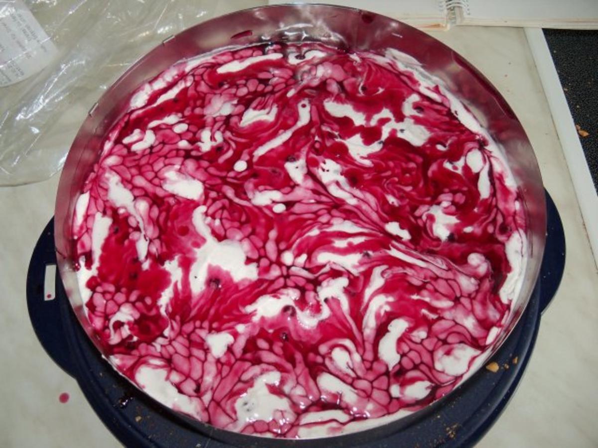 Bilder für Marmorisierte Heidelbeertorte - Rezept