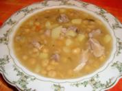 gelbe Erbsensuppe mit Eisbeineinlage - Rezept