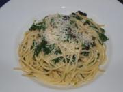 Spaghettini mit Rucola     (Spaghettini alla rucola) - Rezept