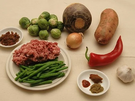 Rezept: Rosenkohlpfanne mit Hack und Süßkartoffel Bild Nr. 2 Rosenkohlpfanne mit Hack und Süßkartoffel - Rezept - Bild Nr. 2