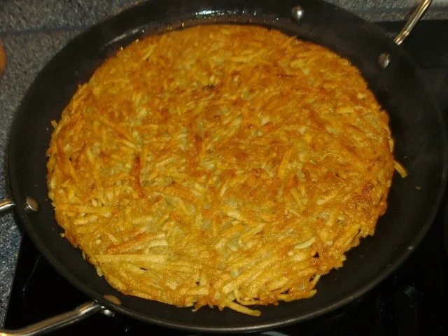Kartoffel-Rösti mit Champignon-Lauch-Gemüse - Rezept - Bild Nr. 3