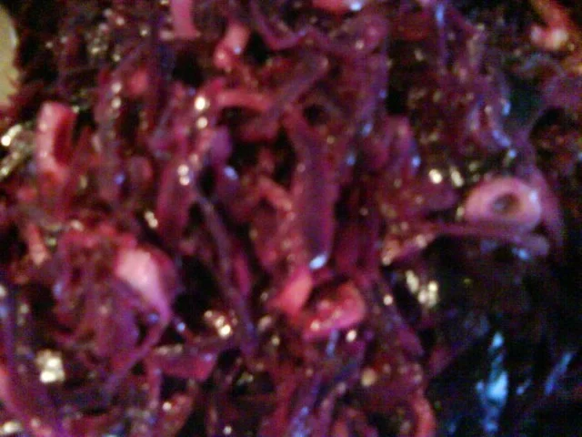 Rezept: Rotkohlsalat mit Birnen und Pinienkerne (mit Photos) Bild Nr. 2 Rotkohlsalat mit Birnen und Pinienkerne (mit Photos) - Rezept - Bild Nr. 2