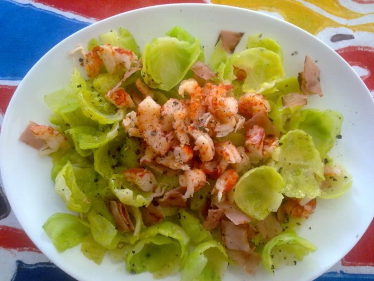 Rosenkohlblätter Salat mit Senfdressing - Rezept - Bild Nr. 3