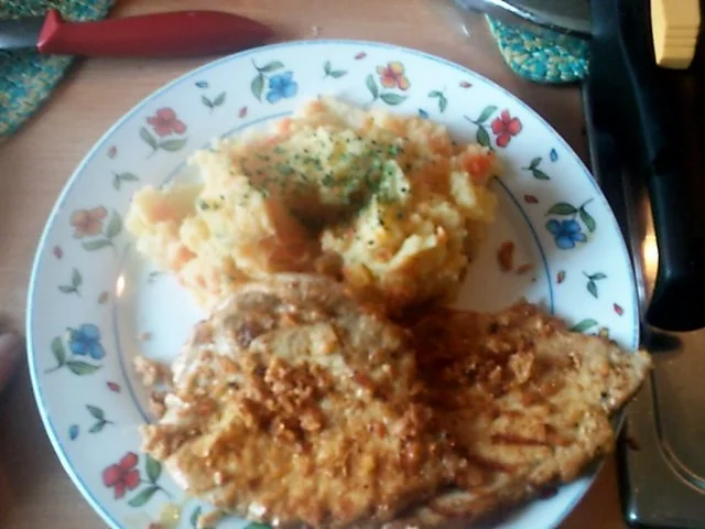 Rezept: herzhaftes Kartoffel-Möhrenstampf mit senfigen Minutensteaks Bild Nr. 7 herzhaftes Kartoffel-Möhrenstampf mit senfigen Minutensteaks - Rezept - Bild Nr. 7