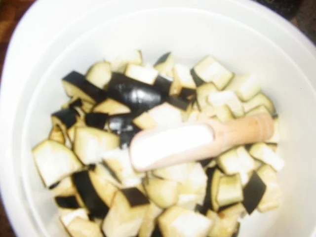 Aubergin -Hähnchenkeulen - Rezept - Bild Nr. 3