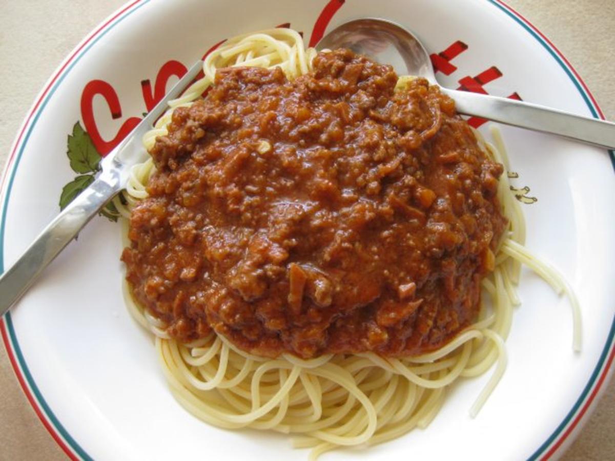 Spaghetti Bolognese - Rezept mit Bild - kochbar.de