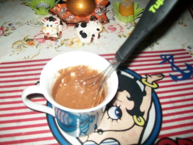 3Min Tassen -Schokoladenkuchen aus der Microwelle schnell und  gut !!! - Rezept - Bild Nr. 5