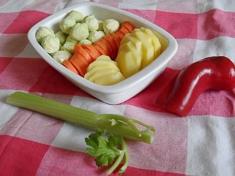 Rezept: Rosenkohlauflauf Bild Nr. 3 Rosenkohlauflauf - Rezept - Bild Nr. 3