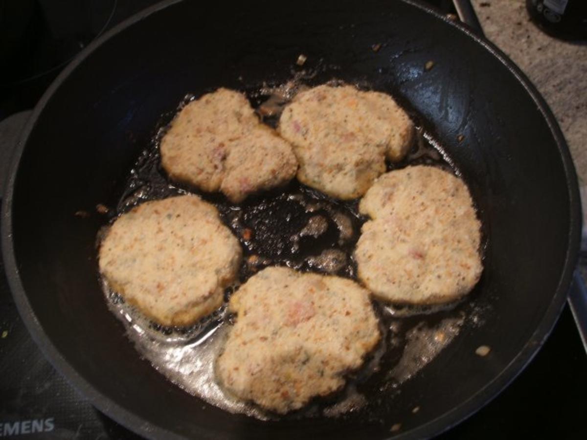 Kartoffeln: "Kinderschnitzel" - Kartoffelplätzchen mit Inhalt - Rezept - Bild Nr. 5