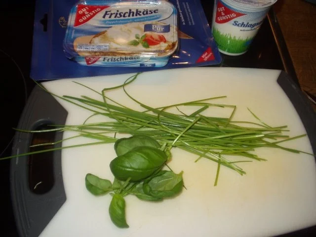 Rezept: Lachsröllchen Bild Nr. 2 Lachsröllchen - Rezept - Bild Nr. 2