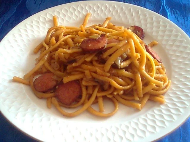 Spätzlepfanne mit Cabanossi - Rezept