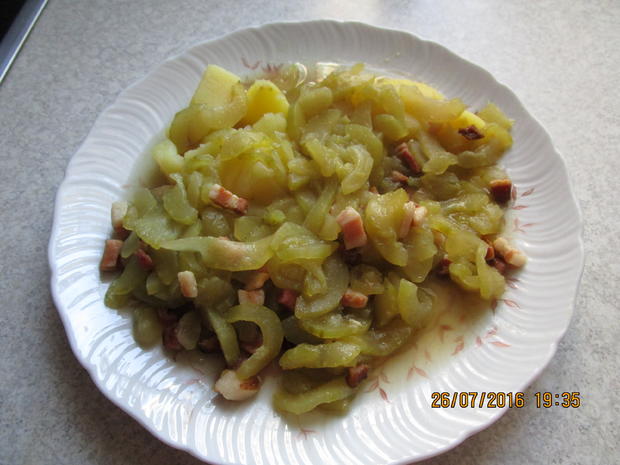 Schmorgurken Mit Landgurken Und Speck Durchwachsen Rezept Mit