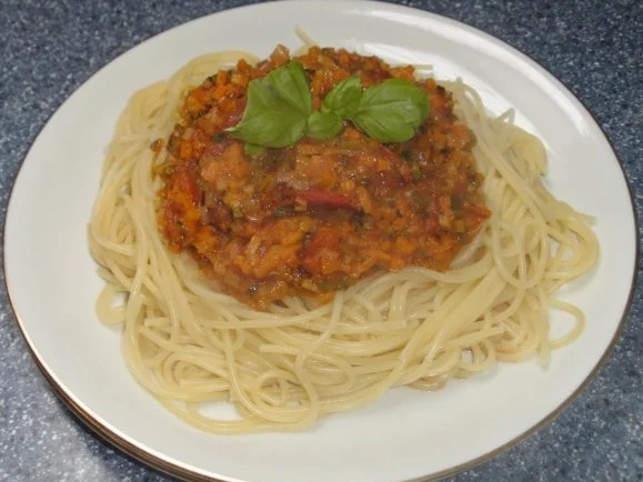 Spaghetti mit Gemüsebolognese - Rezept
