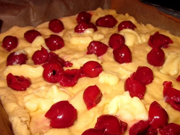 Rezept: Kirschkuchen mit OREOSTREUSEL Bild Nr. 2 Kirschkuchen mit OREOSTREUSEL - Rezept - Bild Nr. 2