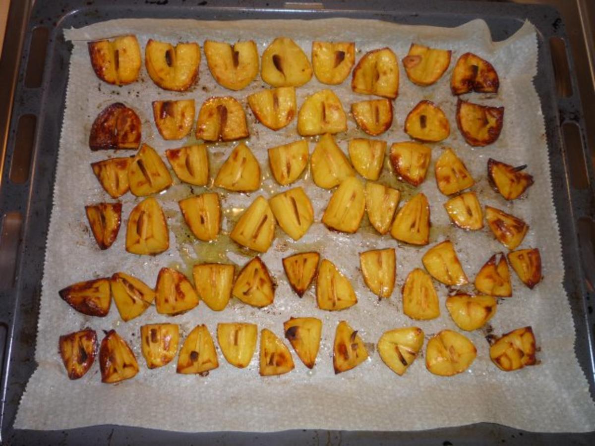 Bilder für Gebackene Kartoffeln mit Knoblauch - Rezept
