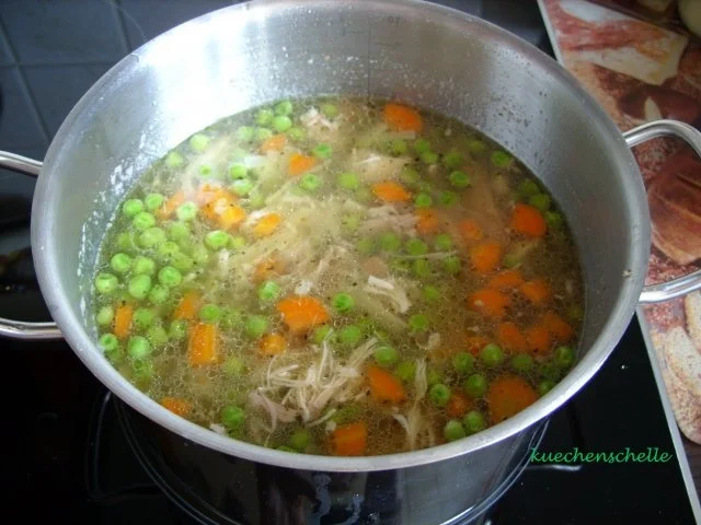 Rezept: Nudelsuppe Bild Nr. 2 Nudelsuppe - Rezept - Bild Nr. 2