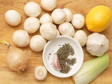 Antipasti 1- Champis mit Zitrone und Thymian - Rezept - Bild Nr. 2