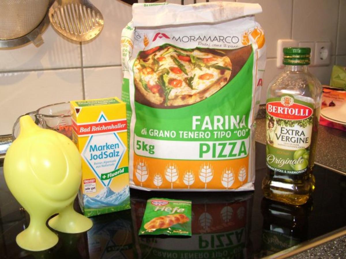 Pizza Teig einfach - Rezept mit Bild - kochbar.de