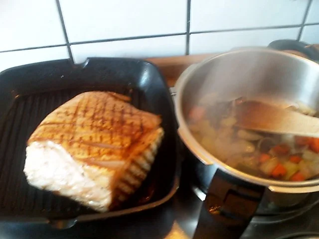 Rezept: Braten : vom Jungschweinerücken Bild Nr. 9 Braten : vom Jungschweinerücken - Rezept - Bild Nr. 9