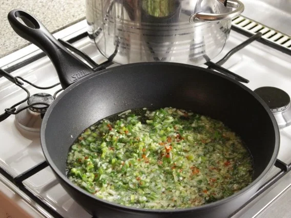 Pasta: Spaghetti "Aglio e Olio alla Nonna" - Rezept - Bild Nr. 3