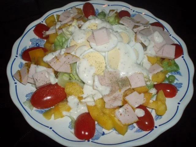Rezept: Kunterbunter :-)))) Salat Kunterbunter :-)))) Salat - Rezept
