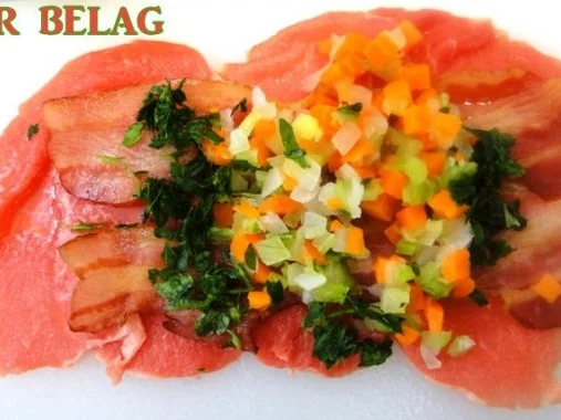 Rezept: Rinds-Roulade au Porto mit Wurzelgemüse und Pürrée Bild Nr. 13 Rinds-Roulade au Porto mit Wurzelgemüse und Pürrée - Rezept - Bild Nr. 13