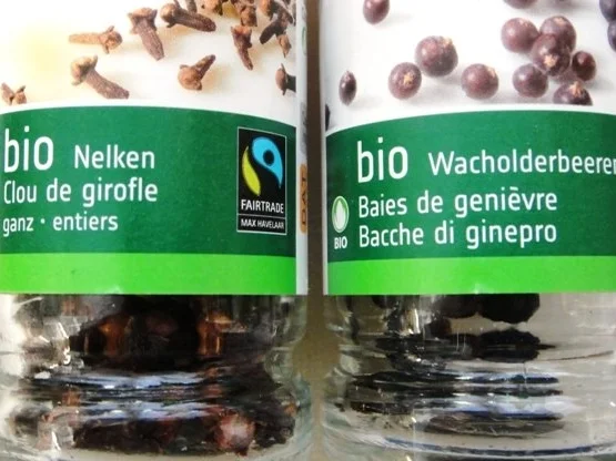 Rezept: Rinds-Roulade au Porto mit Wurzelgemüse und Pürrée Bild Nr. 5 Rinds-Roulade au Porto mit Wurzelgemüse und Pürrée - Rezept - Bild Nr. 5