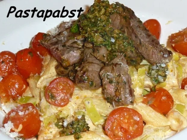 Rezept: Penne mit Steakstreifen und Pesto Bild Nr. 2 Penne mit Steakstreifen und Pesto - Rezept - Bild Nr. 2