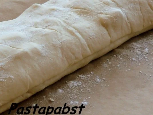 Rezept: Pizzarolle Bild Nr. 3 Pizzarolle - Rezept - Bild Nr. 3