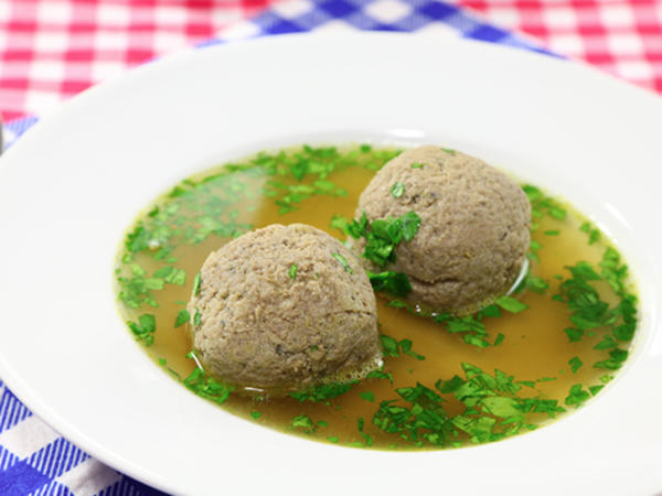 fränkische Leberknödelsuppe - Rezept mit Bild - kochbar.de