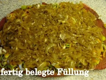 Rezept: Zwiebel-Apfel Rollbraten Bild Nr. 8 Zwiebel-Apfel Rollbraten - Rezept - Bild Nr. 8