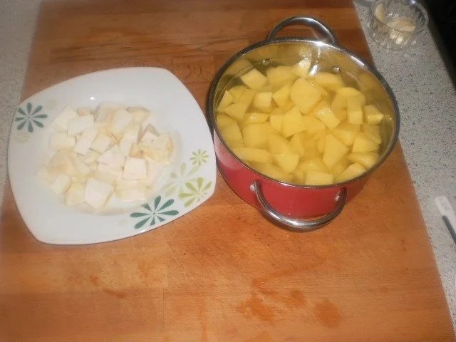 Rezept: Krustenbraten mit Schneidebohnen Bild Nr. 17 Krustenbraten mit Schneidebohnen - Rezept - Bild Nr. 17