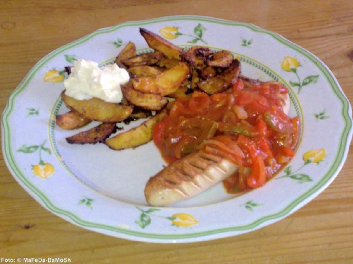 Zigeunerwurst mit Kartoffelspalten - Rezept - kochbar.de
