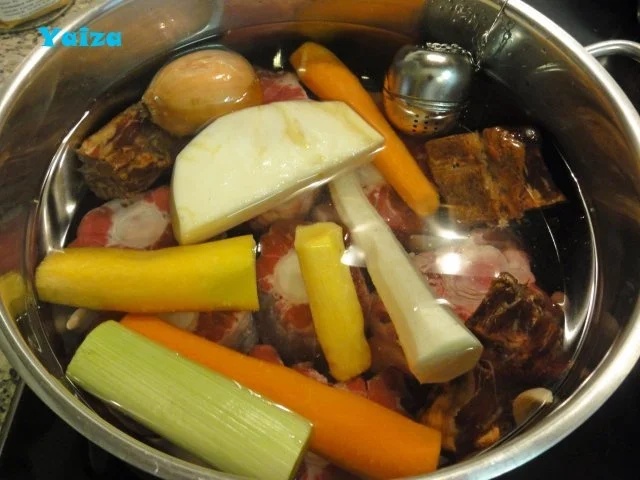 Ochsenschleppsuppe gebunden - Rezept - Bild Nr. 3