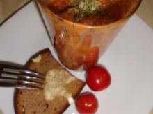 Pesto: Tomaten-Flusskrebsschwärzen-Pesto - Rezept