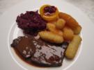 Hirschbraten mit Blaukraut und Kroketten - Rezept