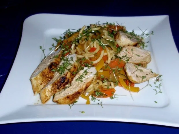 Hähnchenbrust auf Gemüse-Nudeln - Rezept - Bild Nr. 9