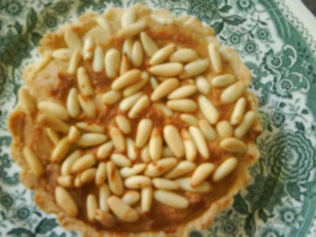 Tarte aux pignons et à la frangipane   Tarte mit Pinienkerne auf Mandelcreme - Rezept - Bild Nr. 2