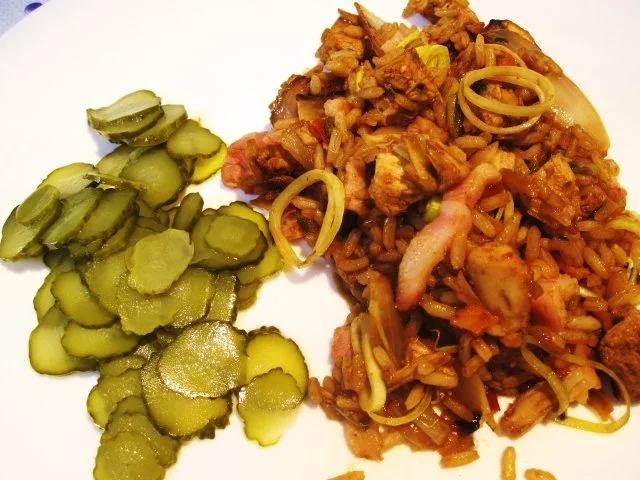 Bratreis mit Fleisch vom Grillhähnchen - Rezept