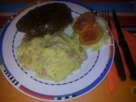 Rezept: Röstlisticks mit Käse, Schinken und Zwiebeln ! Röstlisticks mit Käse, Schinken und Zwiebeln ! - Rezept