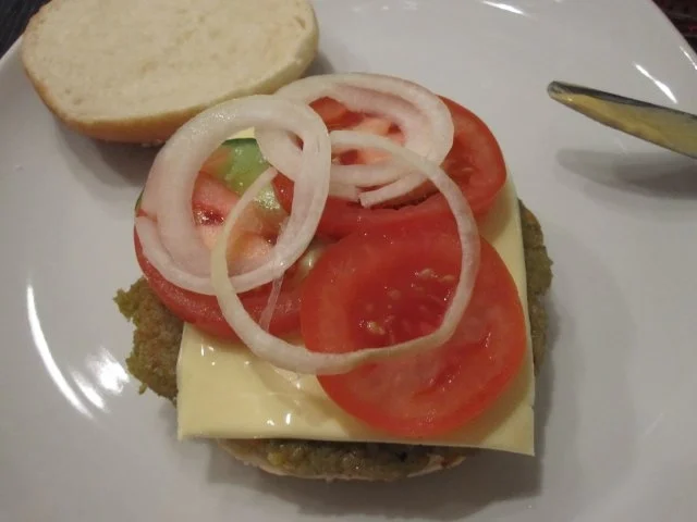 Rezept: Mein Veggie-Burger Bild Nr. 9 Mein Veggie-Burger - Rezept - Bild Nr. 9