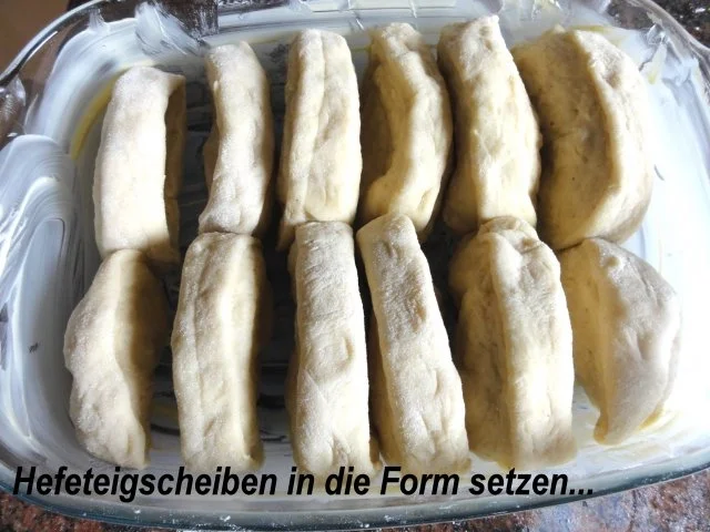 Hefe:   MICKEN....süße Hefebrötchen am Stück - Rezept - Bild Nr. 7