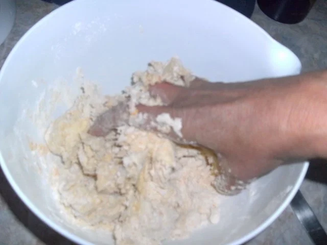 Bunte Hackfleischpizza - Rezept - Bild Nr. 4