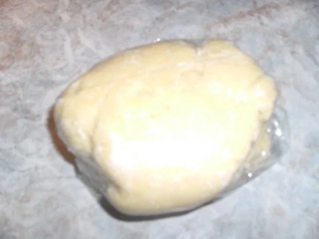 Bunte Hackfleischpizza - Rezept - Bild Nr. 6